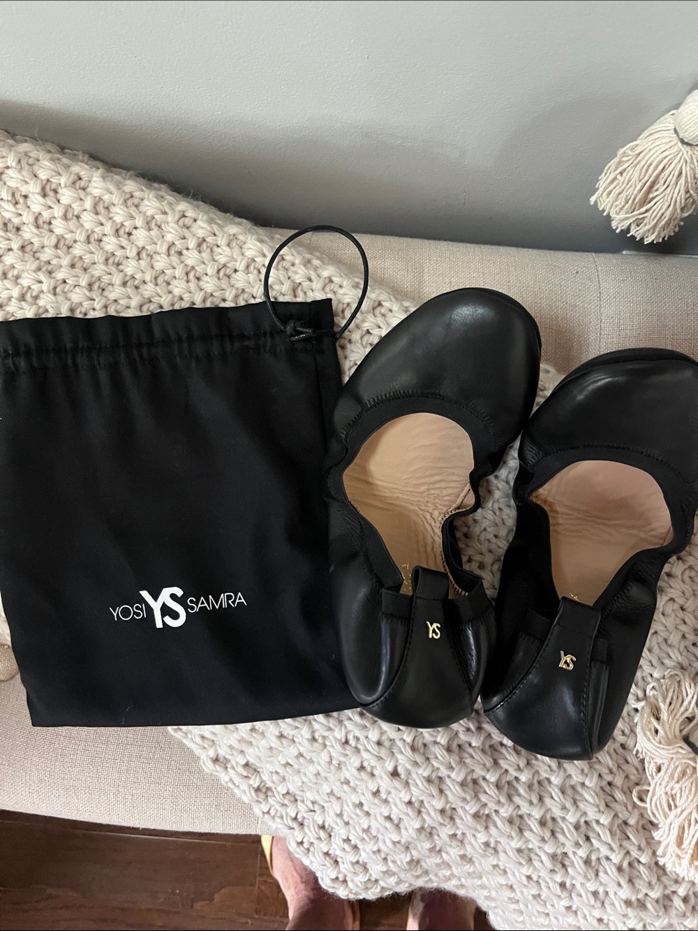 Yosi Samra foldable genuine leather flats Like New, stickers attached size  10.